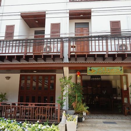 Sri Chiangkhan Hotel Чанхан Экстерьер фото